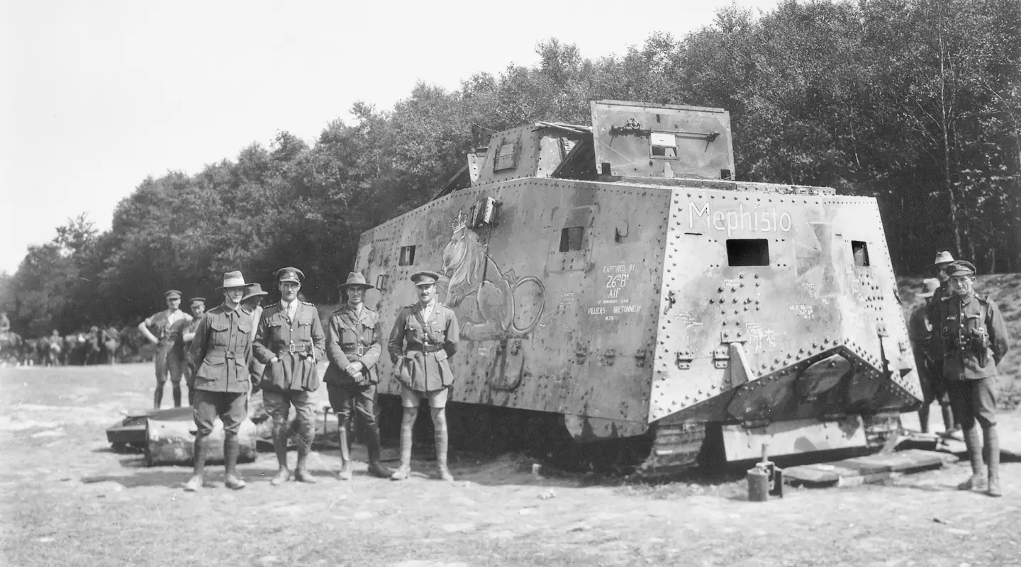 Australian soldiers inspect Mephisto, a German A7V tank