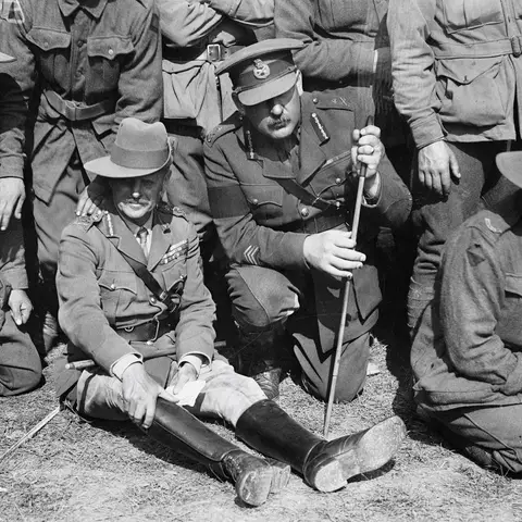 General Sir William Birdwood and Major General Charles Rosenthal, and a group of unidentified soldiers, watching an event in September 1918.
