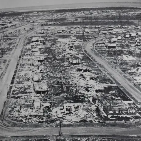 Darwin aftermath Cyclone Tracey 1974