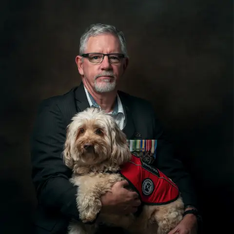 Craig McCarthy - Photogragher Mick Jones