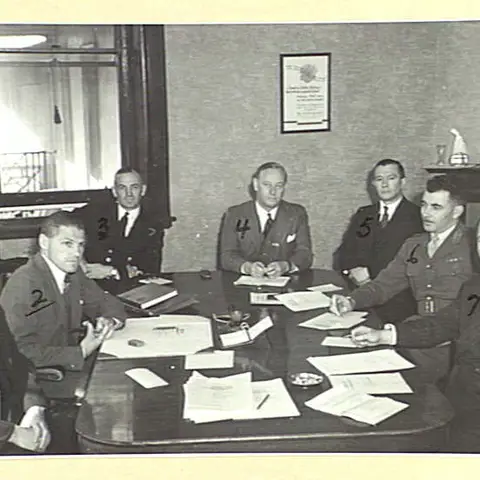 The executive committee, Army Inventions Directorate in session.
