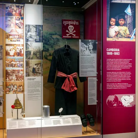 The Cambodia showcase, featuring a dance crown