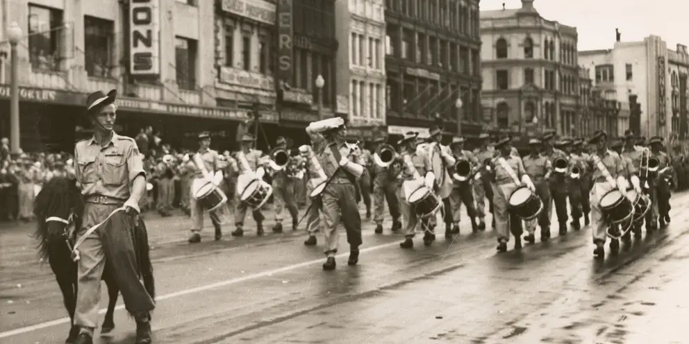 1RAR marching in Martin place