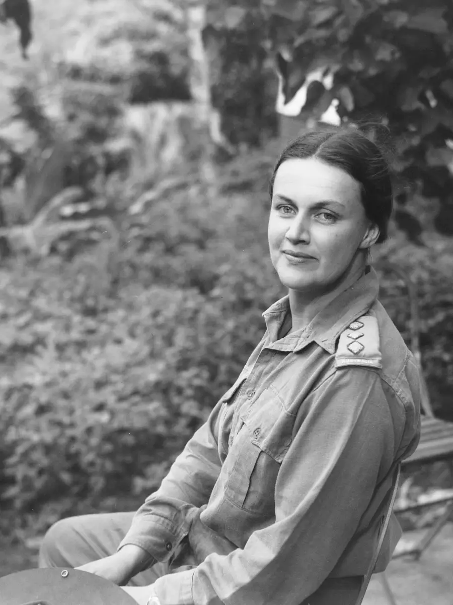 Captain Nora Heysen, Official war artist
