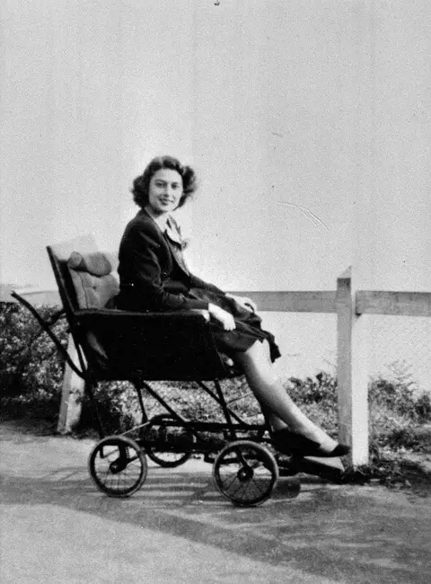 Violette Szabo recovering from an injured ankle sustained during parachute training, 1944 Violette Szabo recovering from an injury sustained during parachute training, 1944