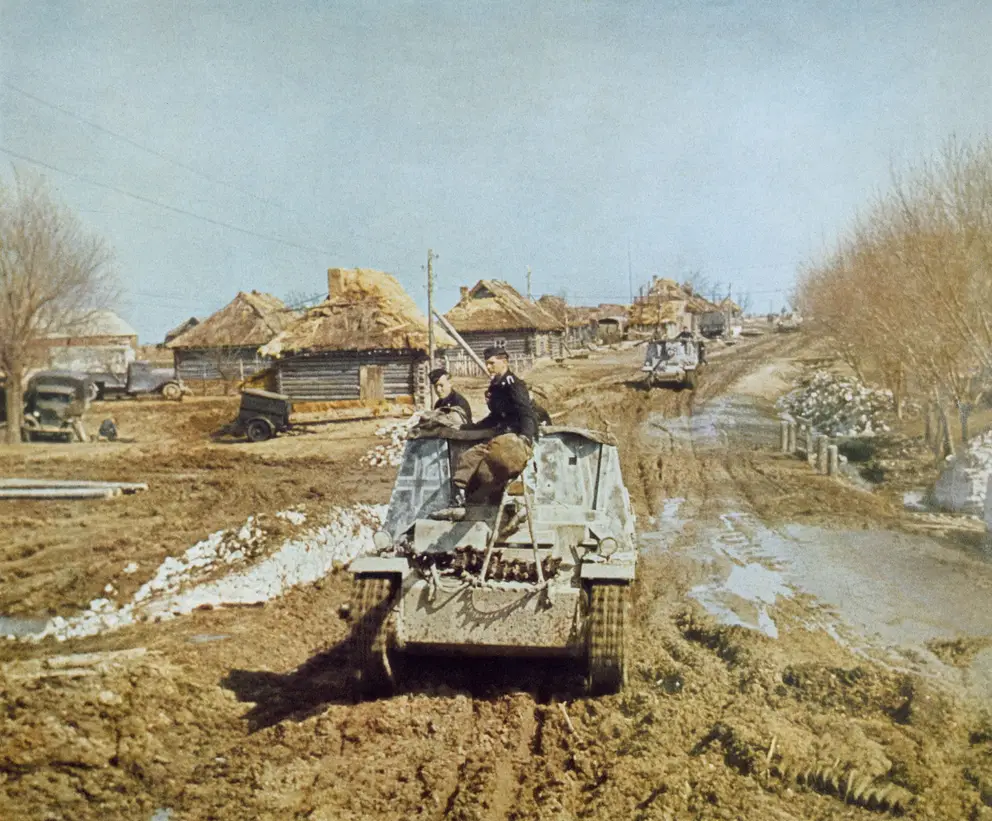 A German self-propelled howitzer on the Eastern Front.
